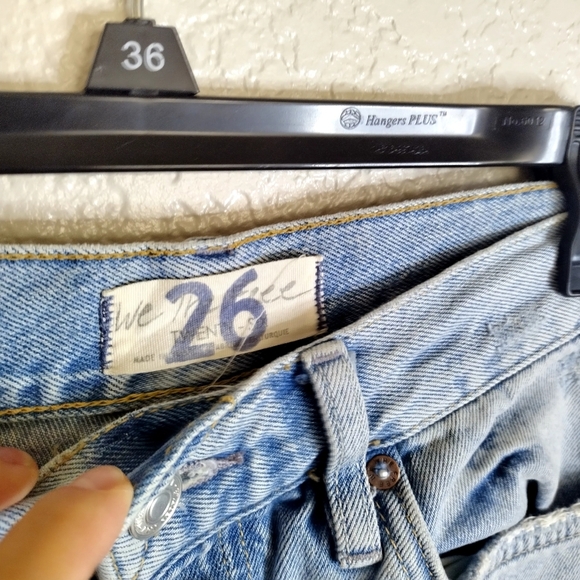 Free People we the free Lasso Jean in Foxtrot Light Wash Sz 26 - Picture 6 of 11